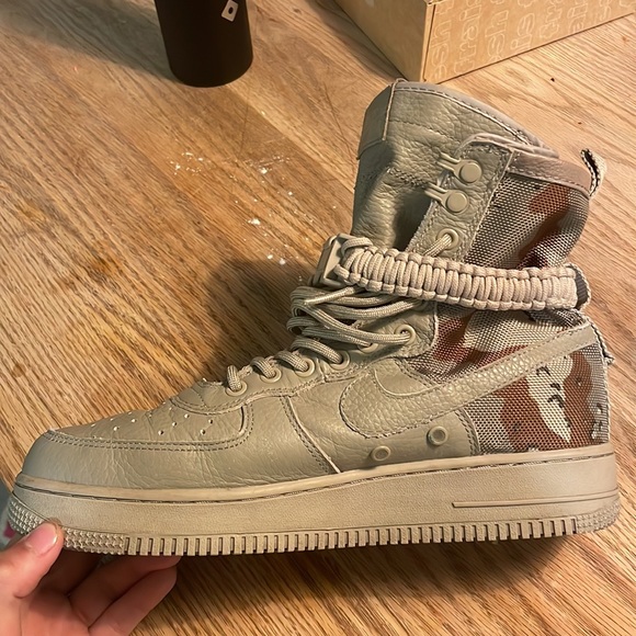 2016 Nike SF Air Force 1 'Desert Camo' size 9.5 US - Picture 3 of 10